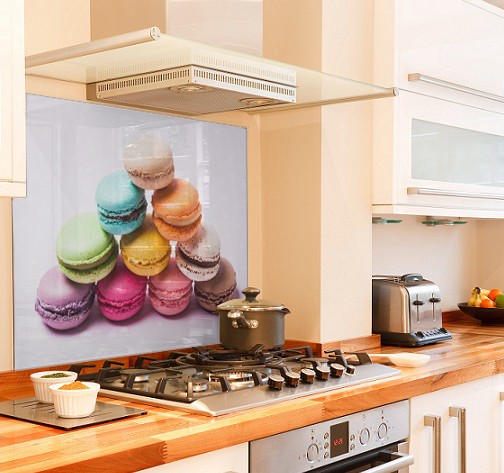 rainbow-macaroon diy kitchen glass splashback